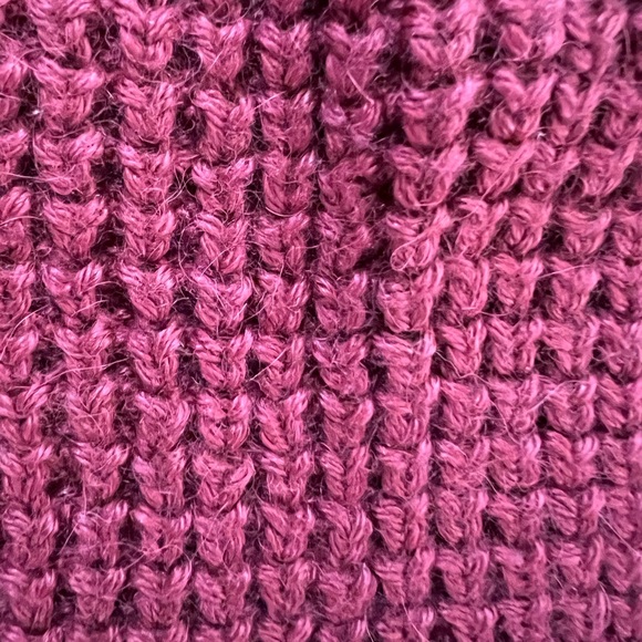 Pendleton oversized fisherman sweater in size small, cranberry color - Picture 2 of 6